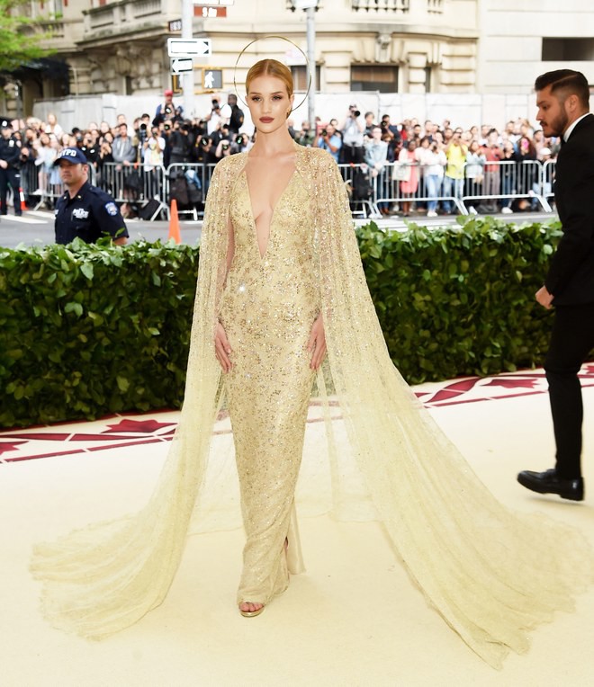 Met Gala 2018: Sự kiện toàn sao khủng nhưng Katy Perry mới là nhân vật chiếm trọn spotlight!